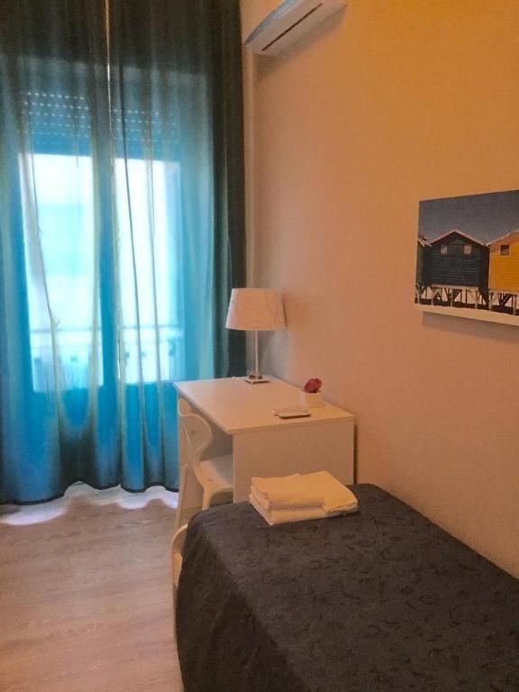 4Rooms Guest House Free Wi-Fi Salerno Zewnętrze zdjęcie
