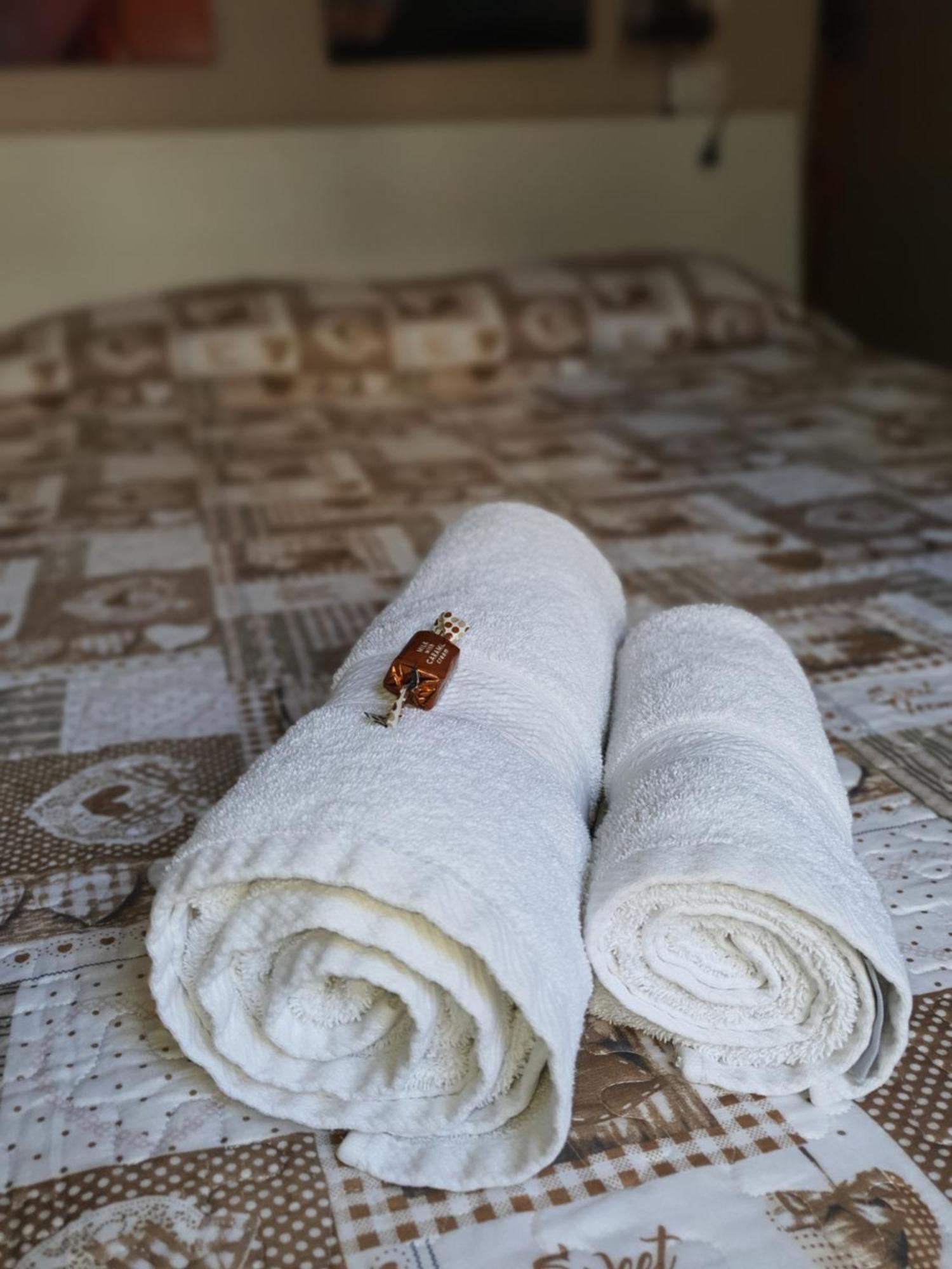 4Rooms Guest House Free Wi-Fi Salerno Zewnętrze zdjęcie