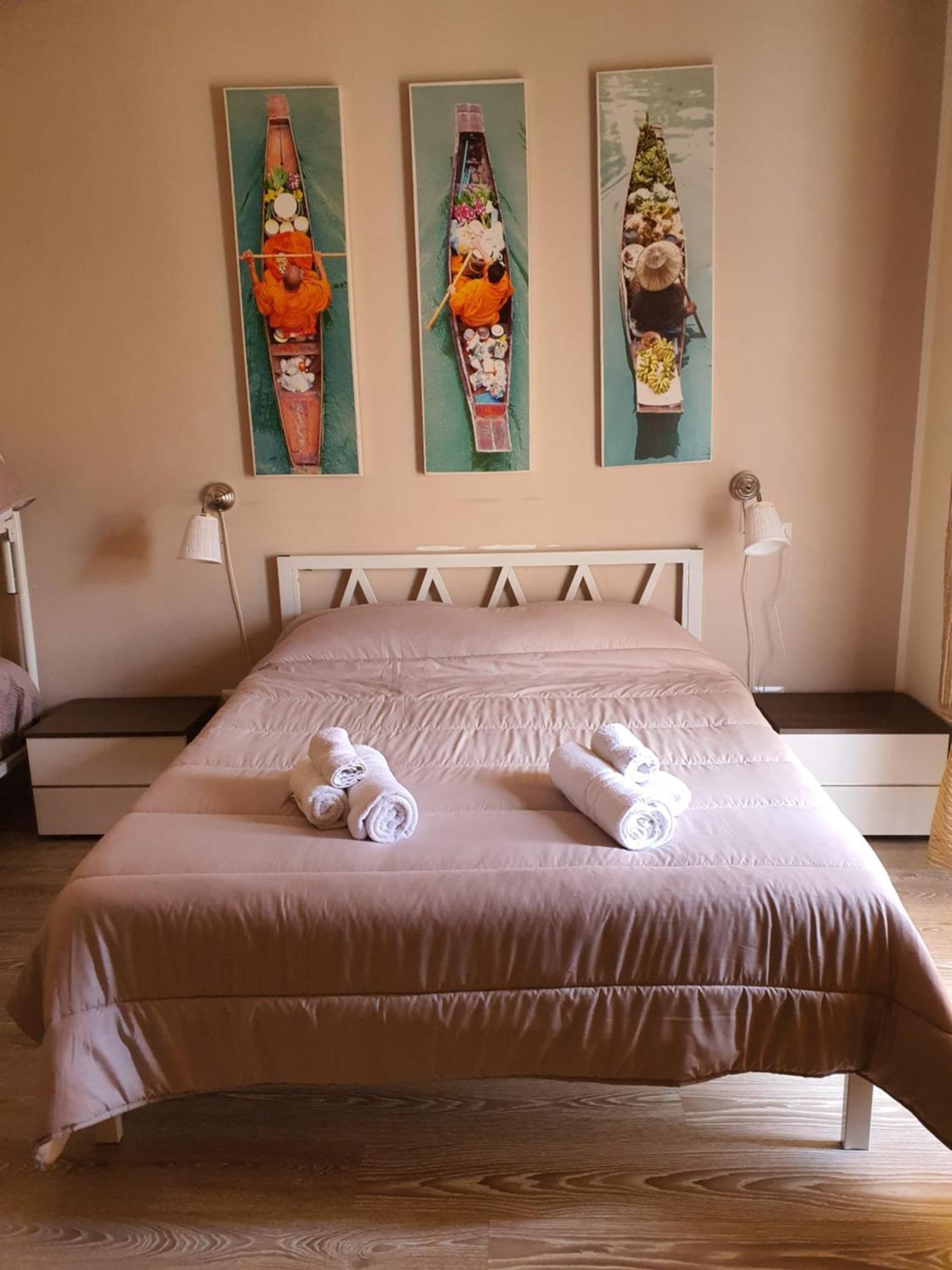 4Rooms Guest House Free Wi-Fi Salerno Zewnętrze zdjęcie