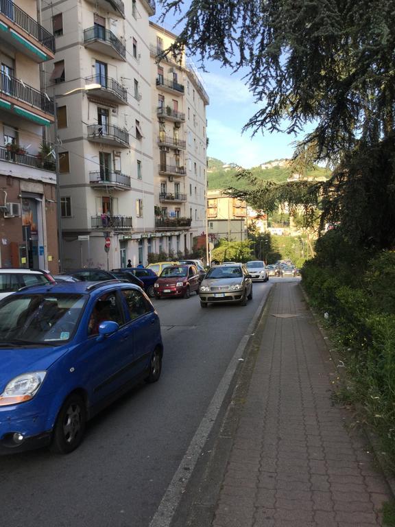 4Rooms Guest House Free Wi-Fi Salerno Zewnętrze zdjęcie